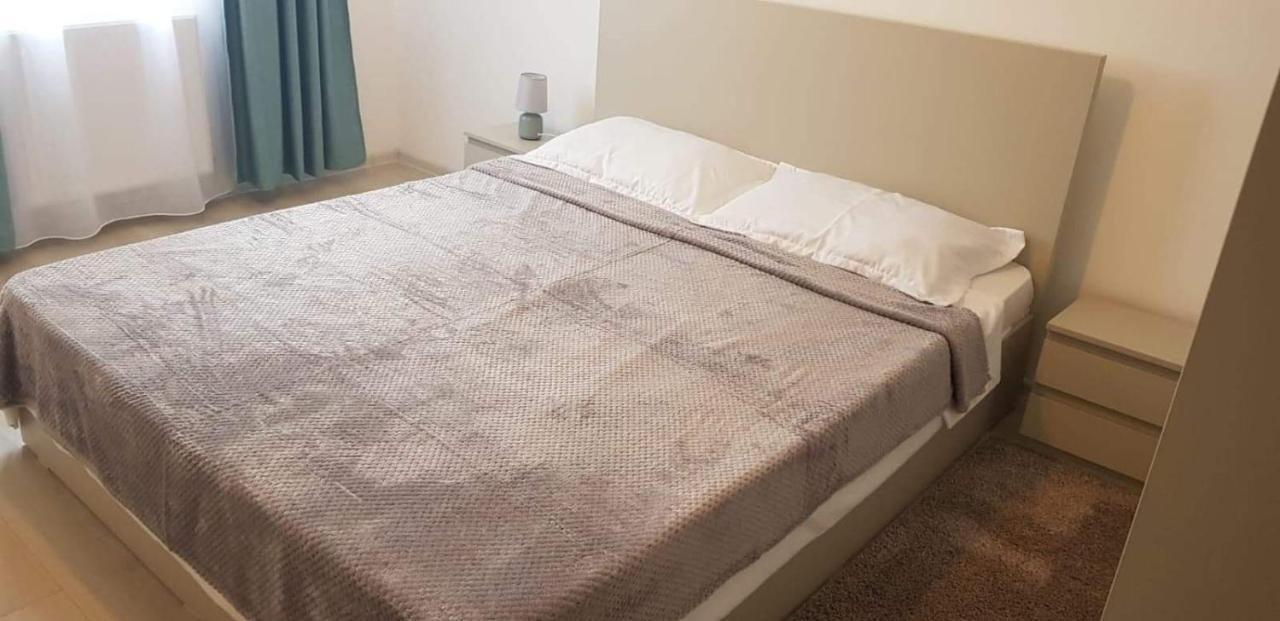 Apartament Modern Ioan Popasu Apartment บราชอฟ ภายนอก รูปภาพ