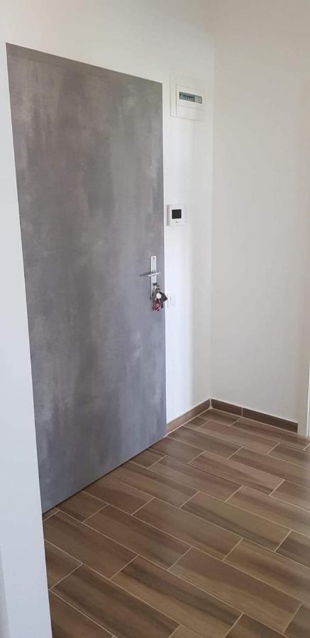 Apartament Modern Ioan Popasu Apartment บราชอฟ ภายนอก รูปภาพ