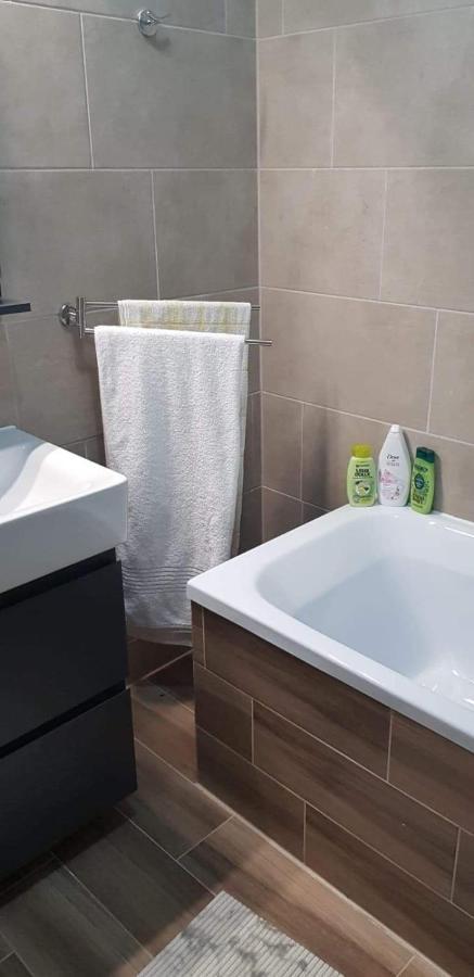 Apartament Modern Ioan Popasu Apartment บราชอฟ ภายนอก รูปภาพ
